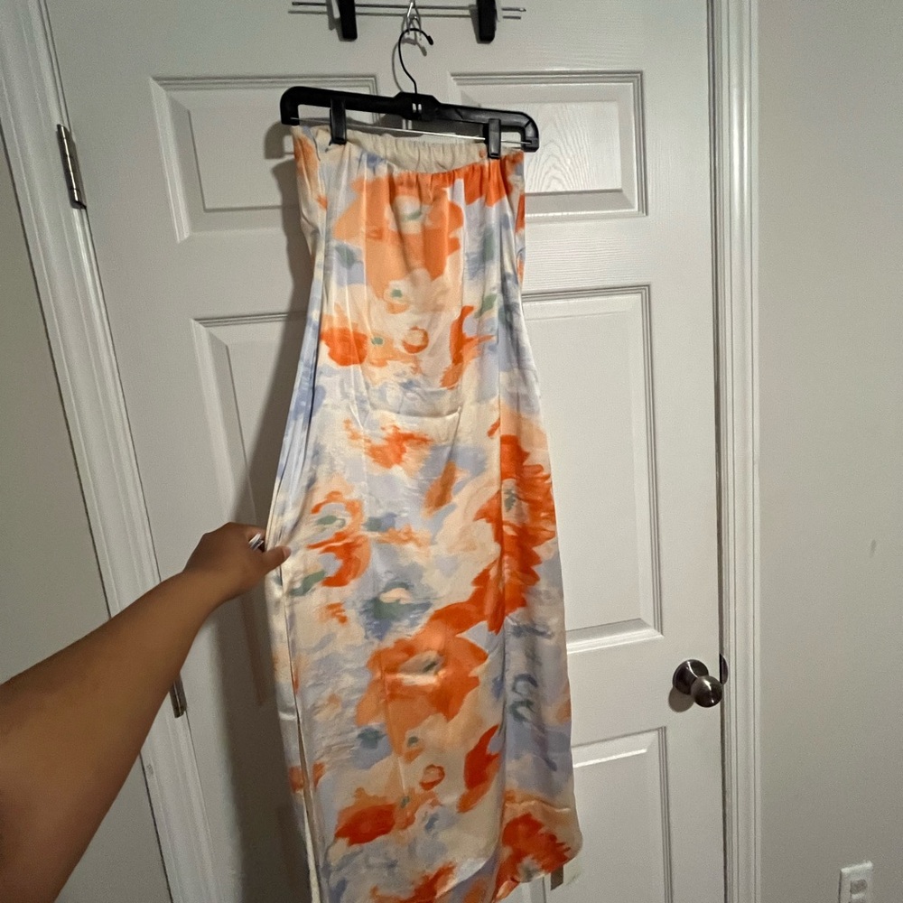 Abercrombie and Fitch Floral Maxi dress with straps - Orange & Cream - Picture 3 of 12